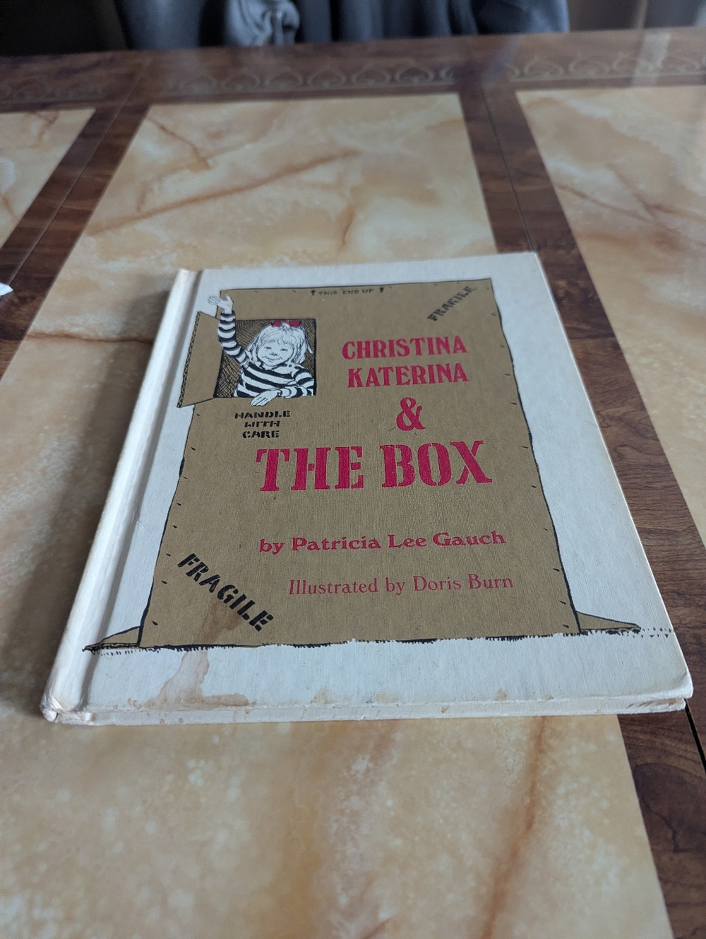 Vintage 1971 Christina Katerina & The Box Book